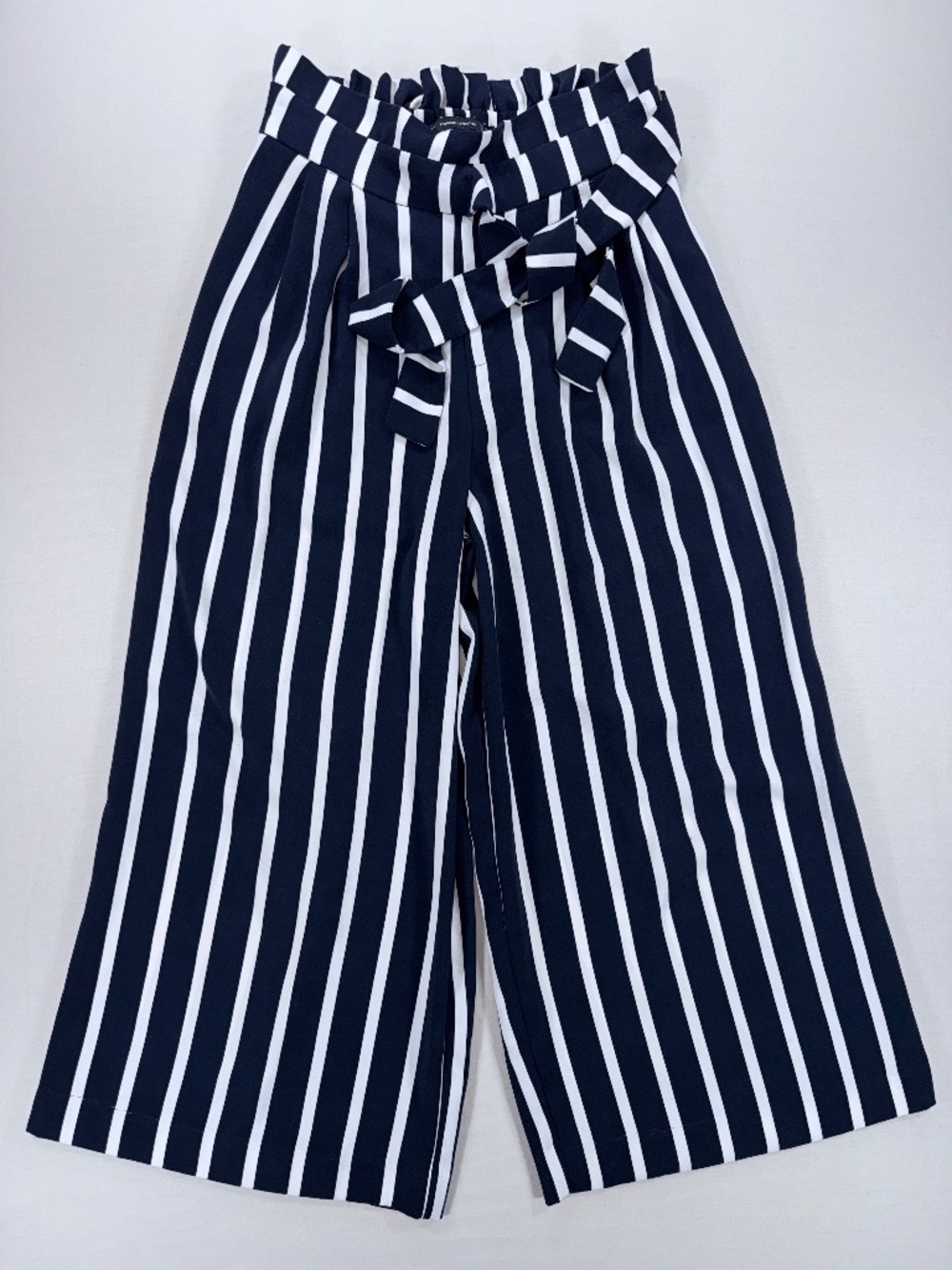 Zara Trafaluc Navy White Striped Wide Leg Culotte Pants Size S - Picture 1 of 3